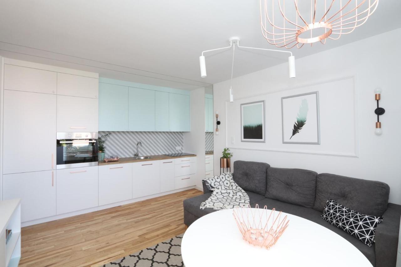 Romaszewskiego Żoliborz bedroom pokój Metro Varsóvia Exterior foto