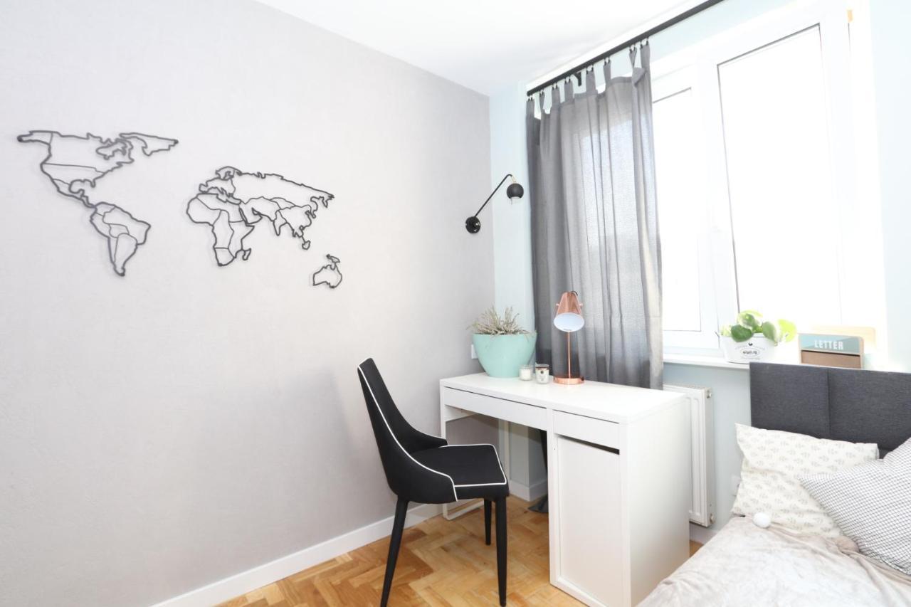 Romaszewskiego Żoliborz bedroom pokój Metro Varsóvia Exterior foto
