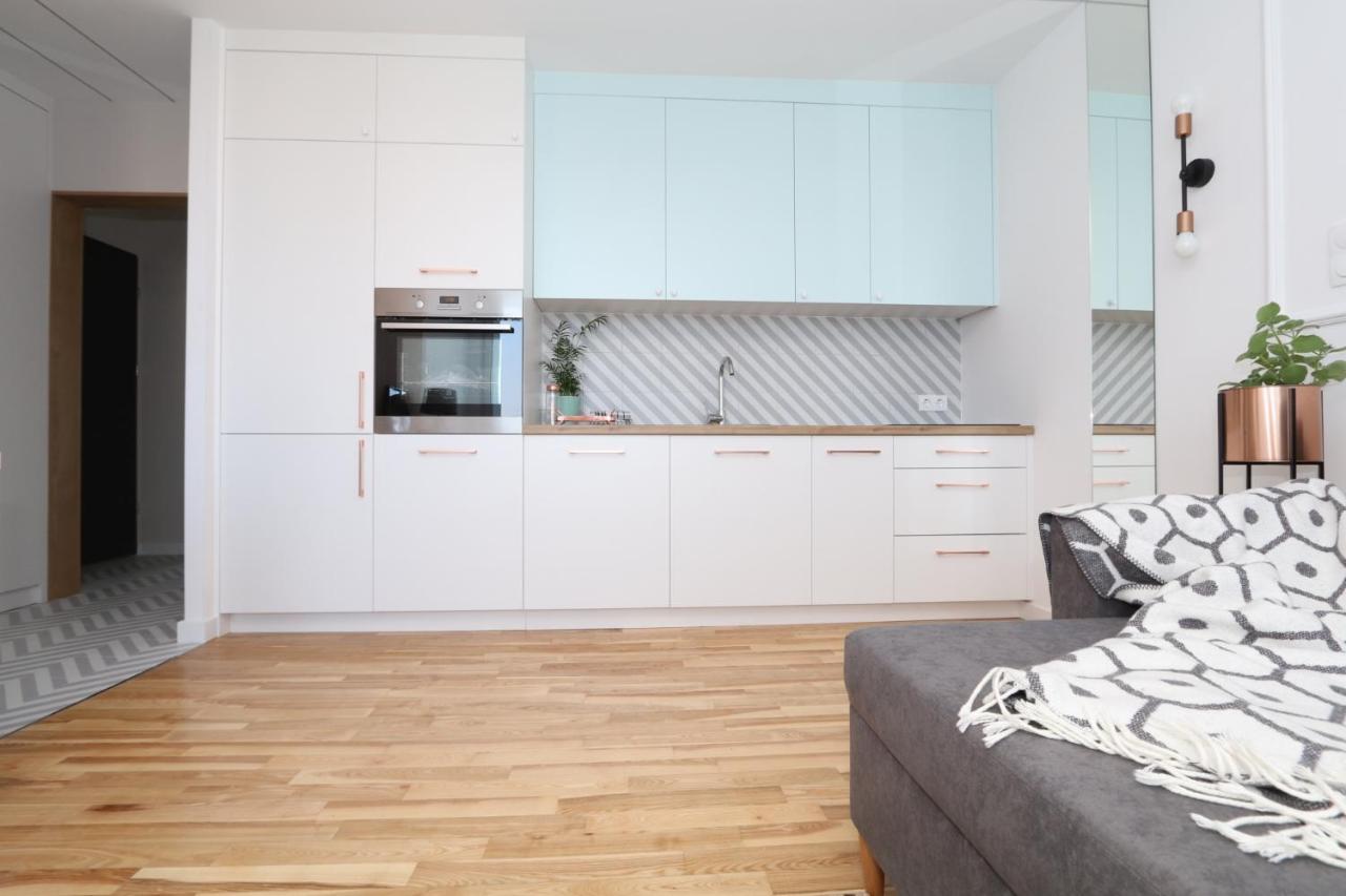 Romaszewskiego Żoliborz bedroom pokój Metro Varsóvia Exterior foto
